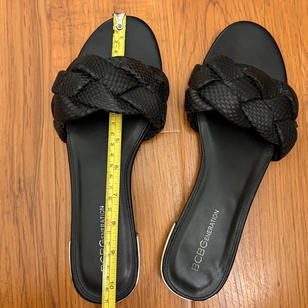 BCBGeneration Black Woven Leather Slide Sandals, size 10 - Picture 7 of 7